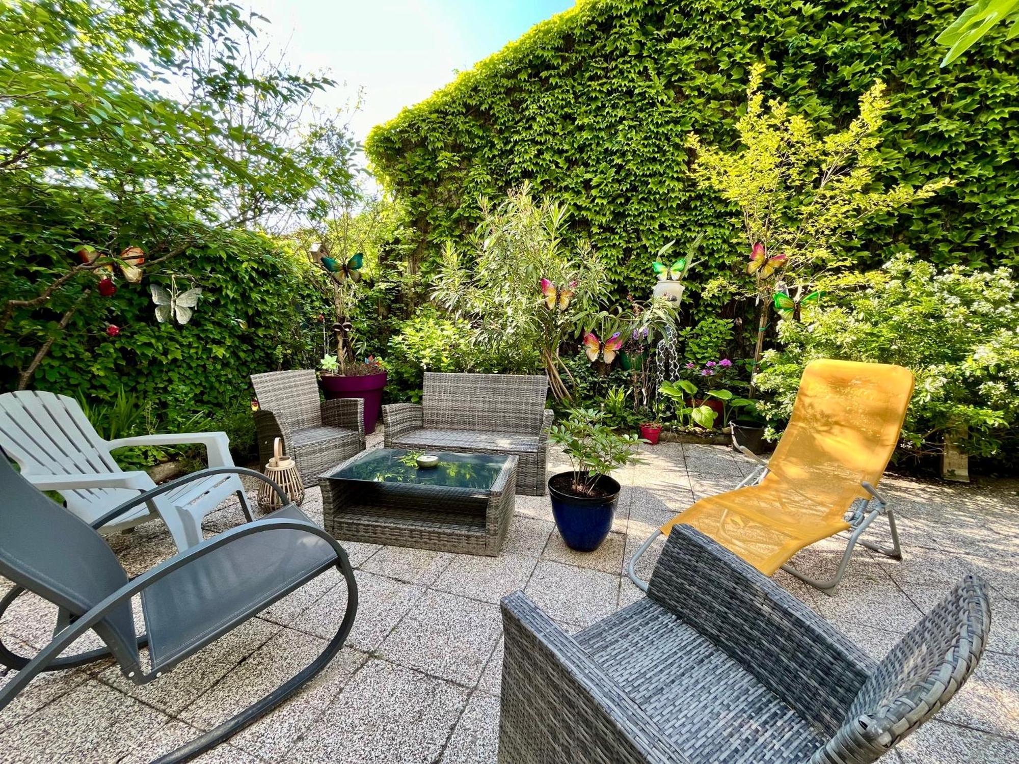 Le Jack' N Klo, Acces Terrasse De L'Etablissement Lägenhet Rives  Exteriör bild