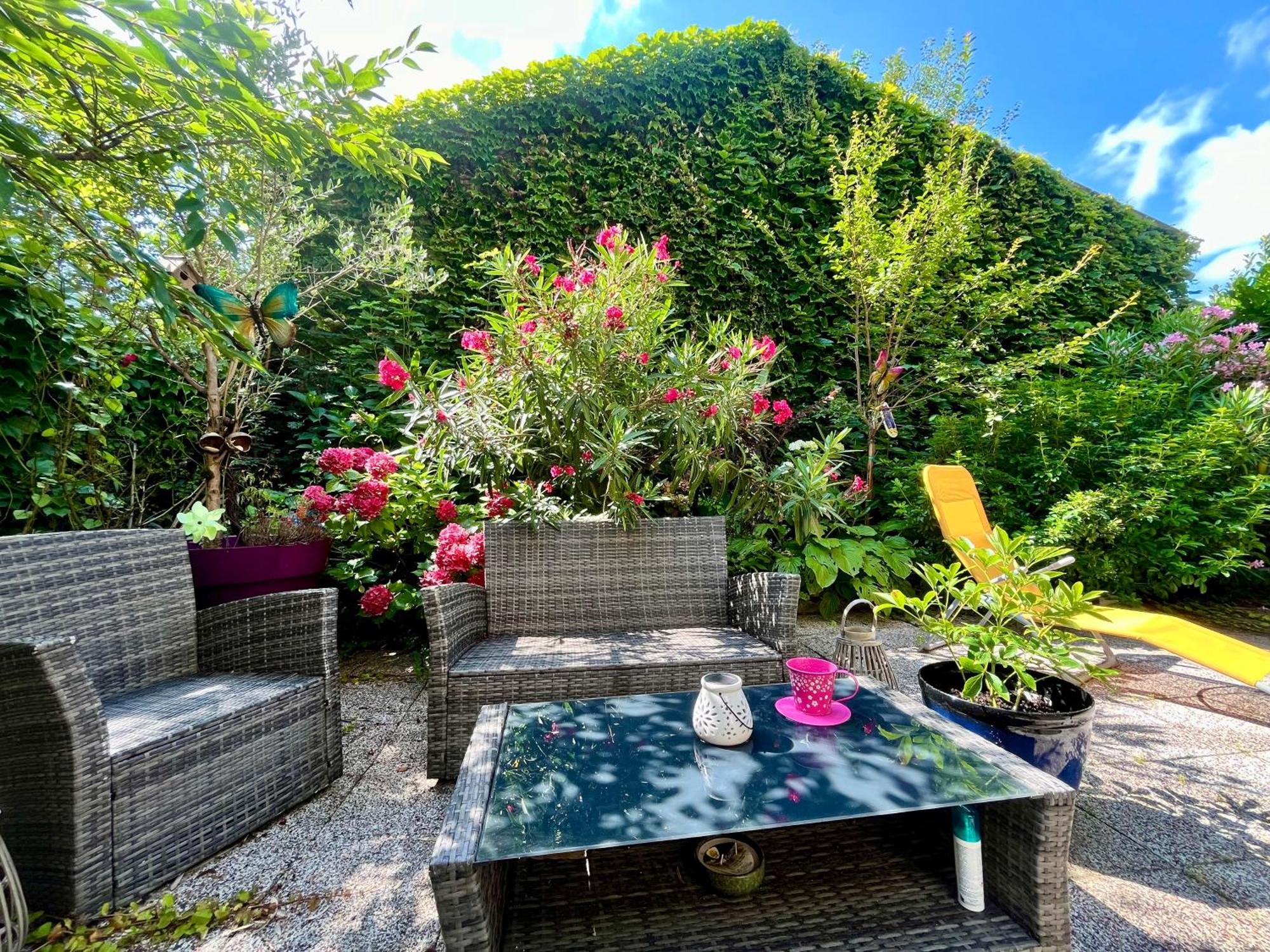 Le Jack' N Klo, Acces Terrasse De L'Etablissement Lägenhet Rives  Exteriör bild